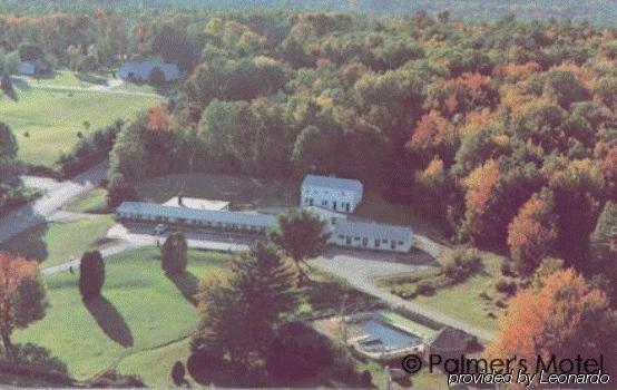 Palmers Motel Вейкфілд Екстер'єр фото